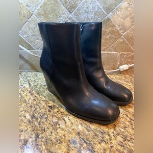 DV‎ wedge booties black leather